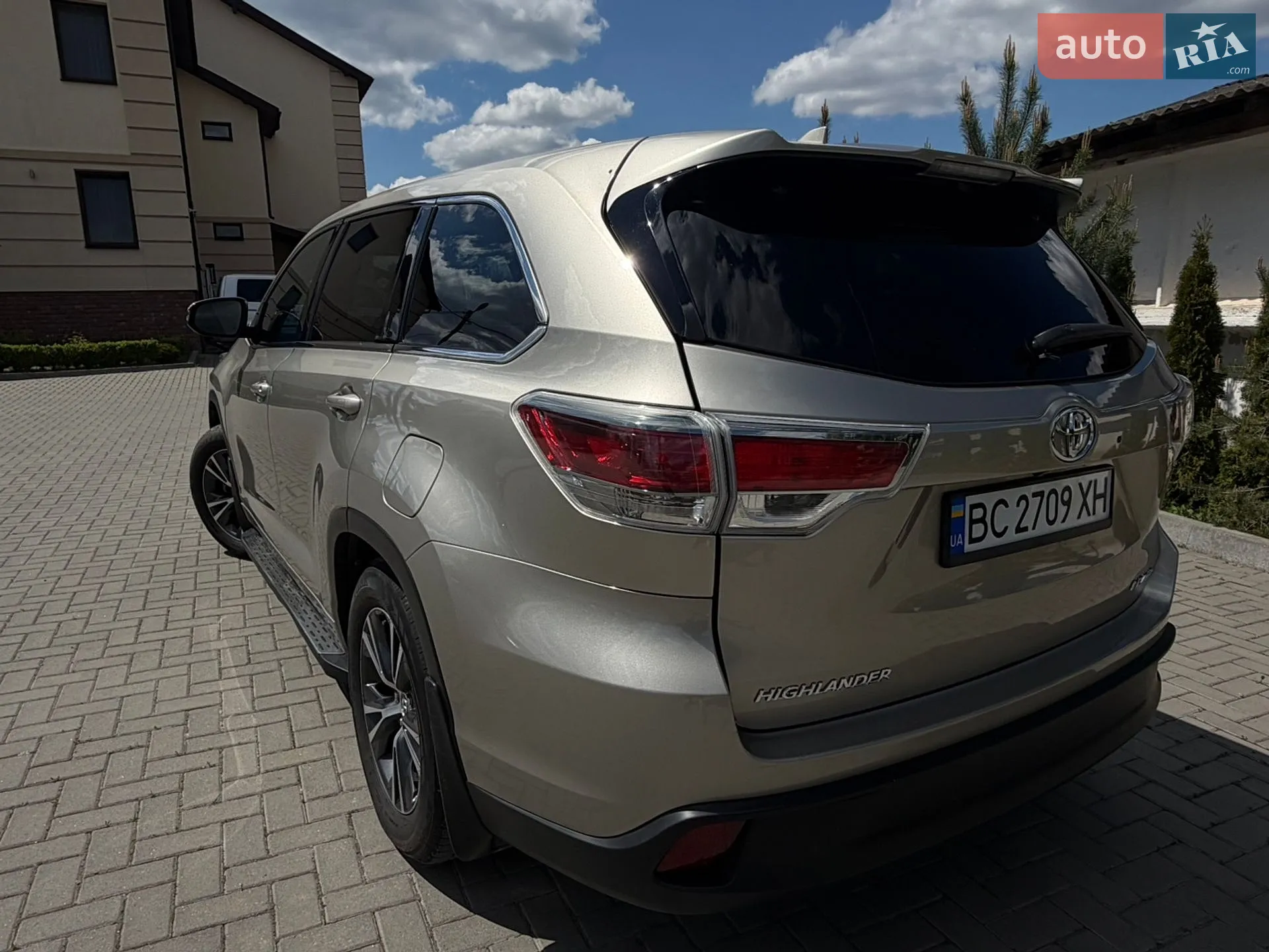 2015 Toyota Highlander - мініатюра 8
