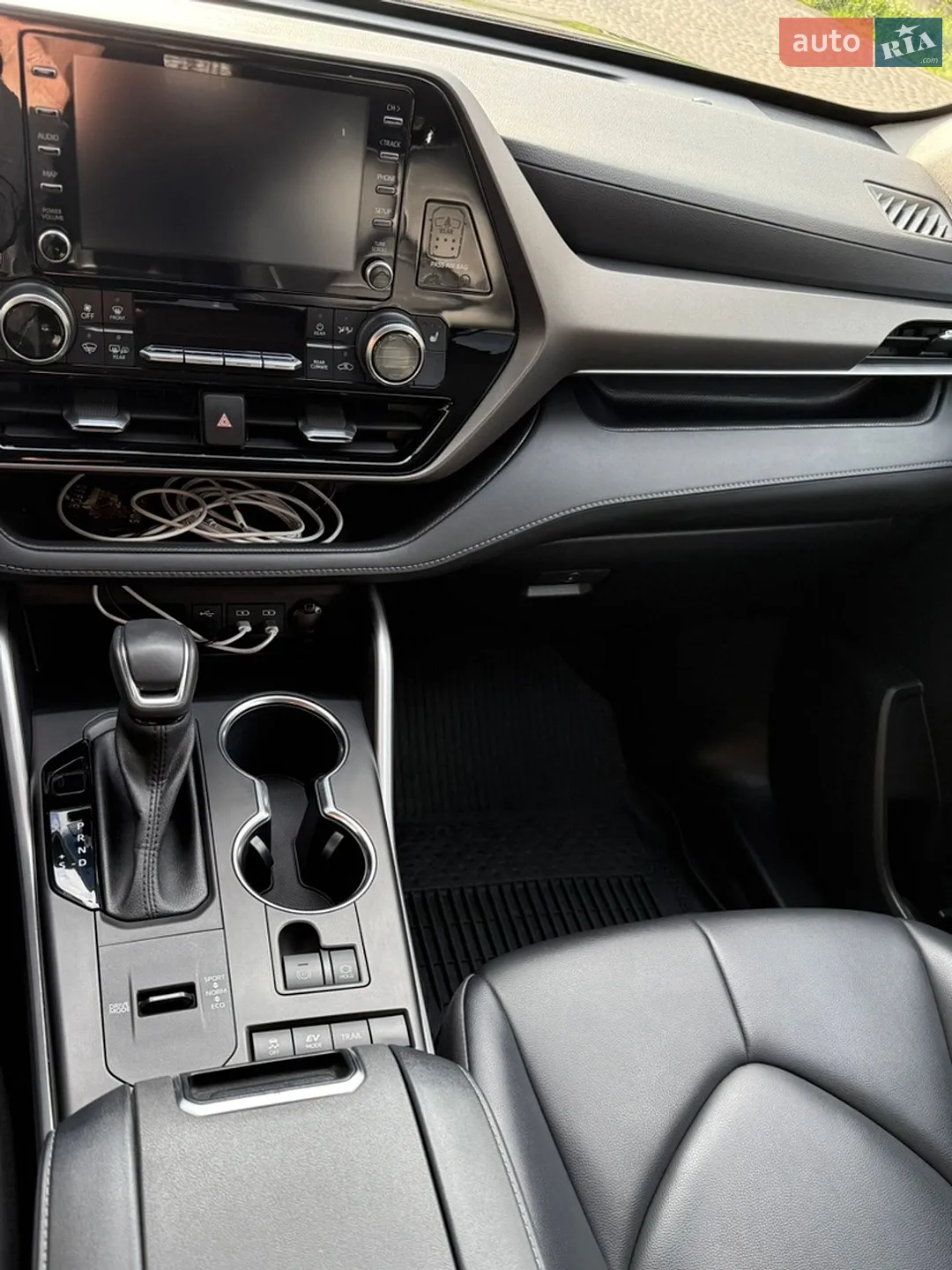 2022 Toyota Highlander - мініатюра 10