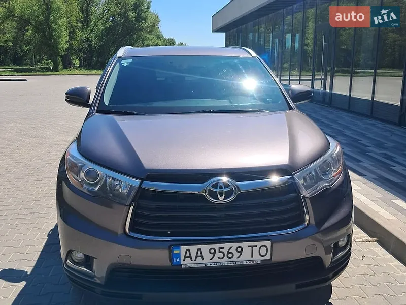 Toyota Highlander 2015