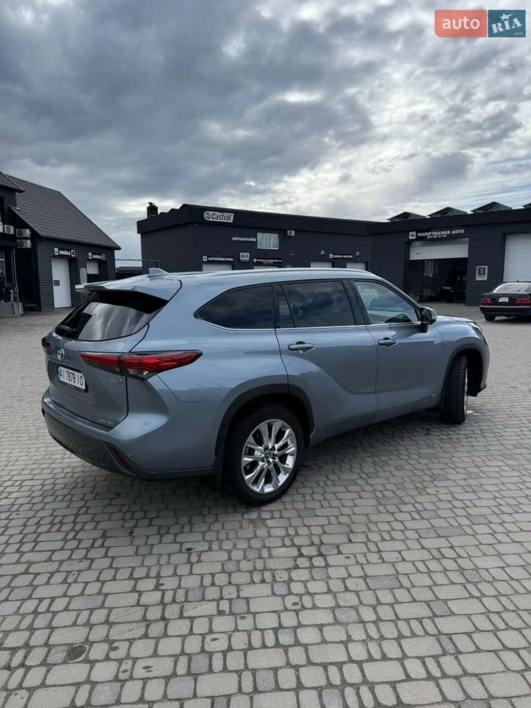 2023 Toyota Highlander - мініатюра 3