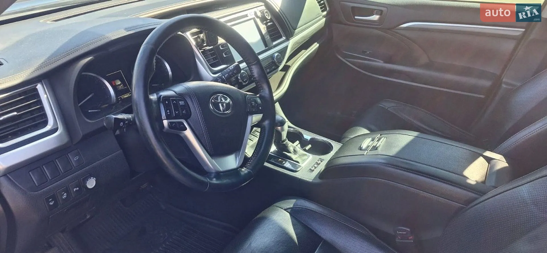 2017 Toyota Highlander - мініатюра 6