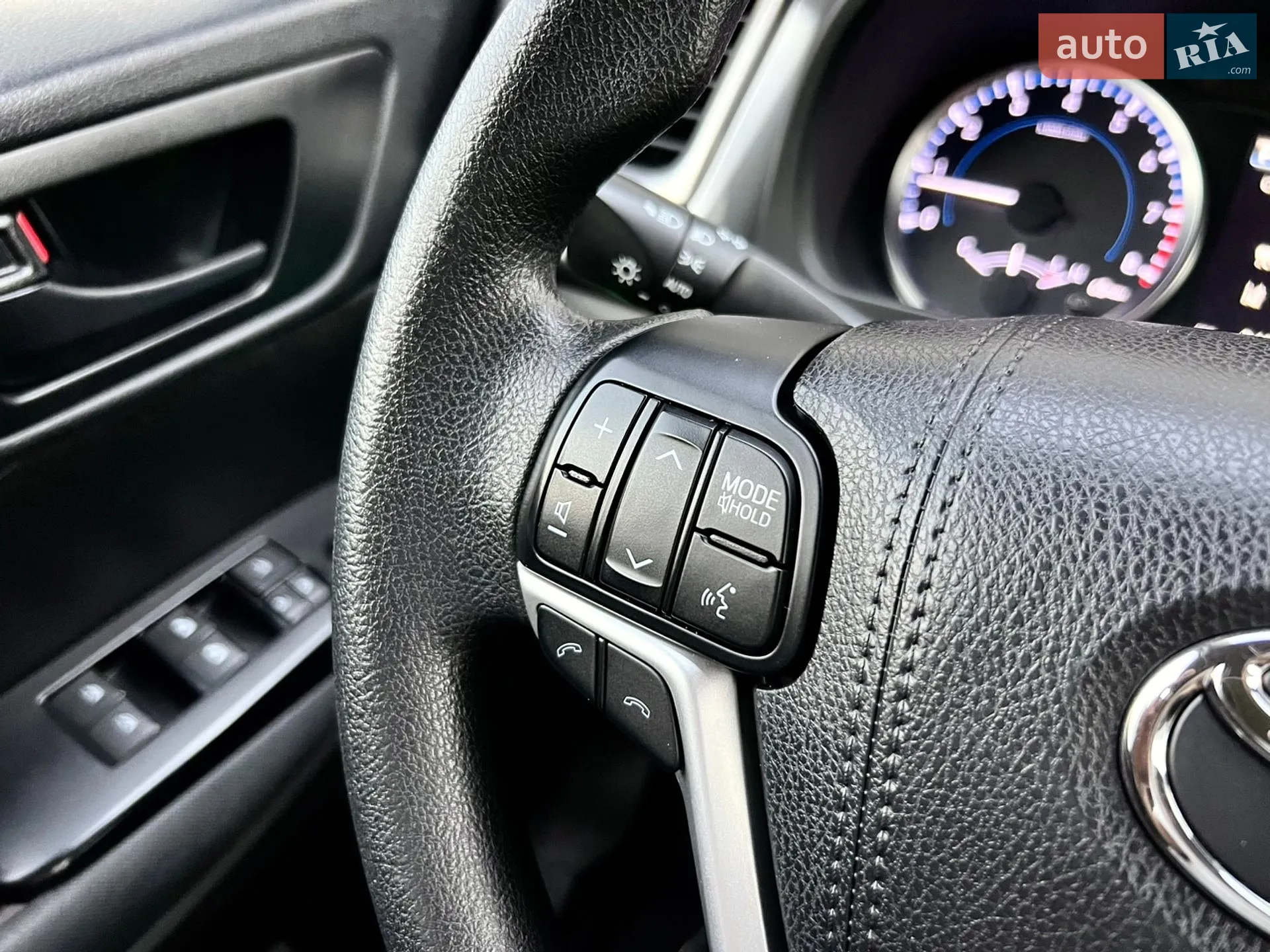 2017 Toyota Highlander - мініатюра 21