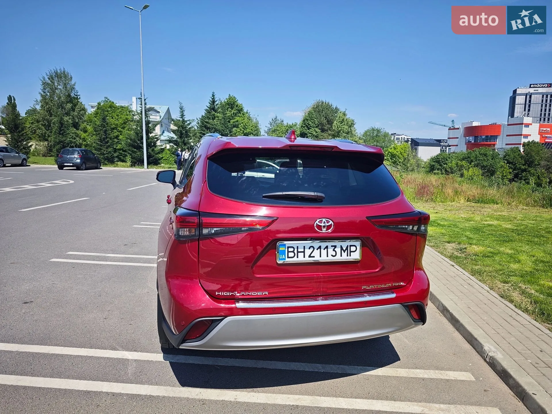 2020 Toyota Highlander - мініатюра 3