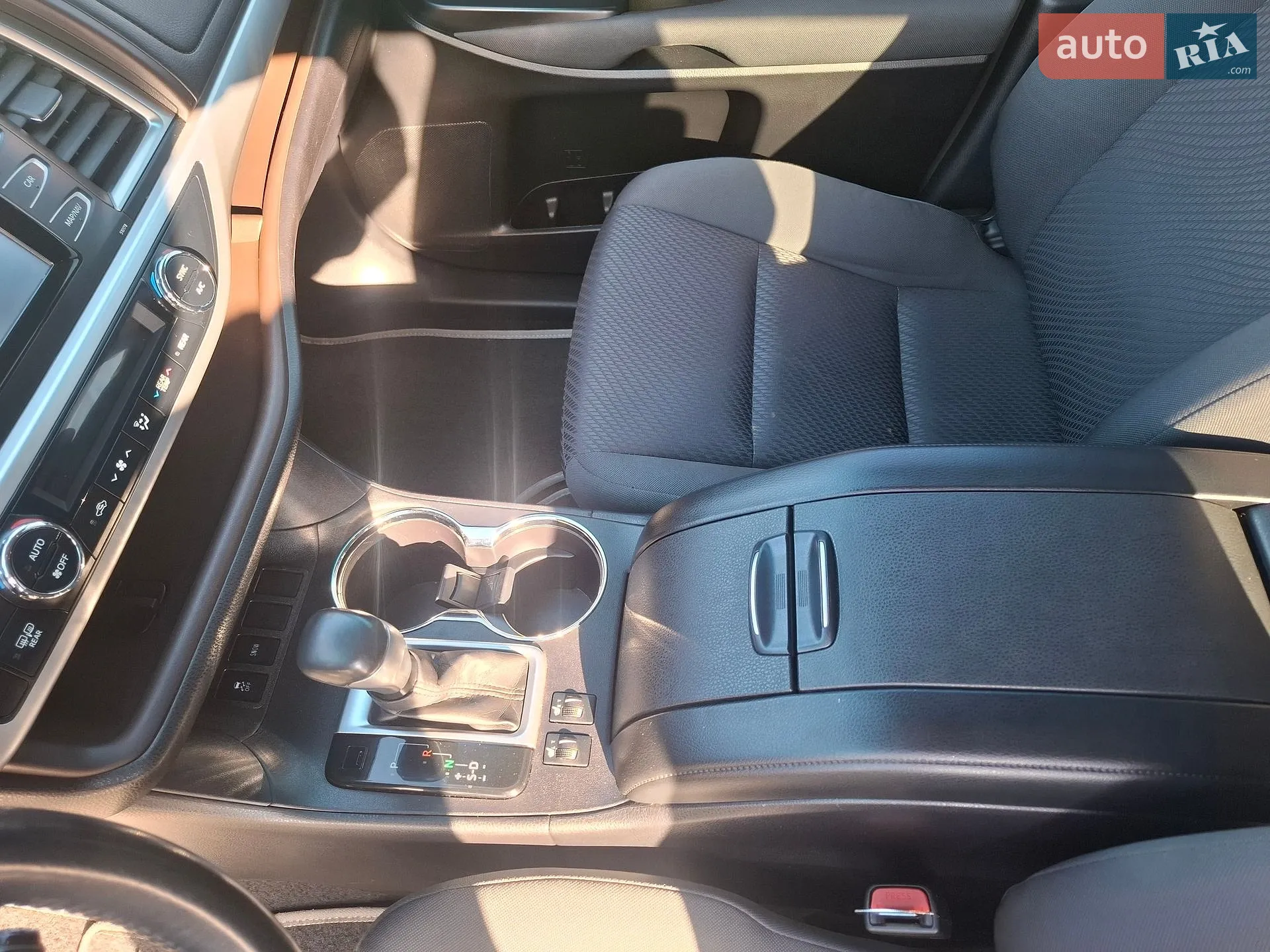 2017 Toyota Highlander - мініатюра 18