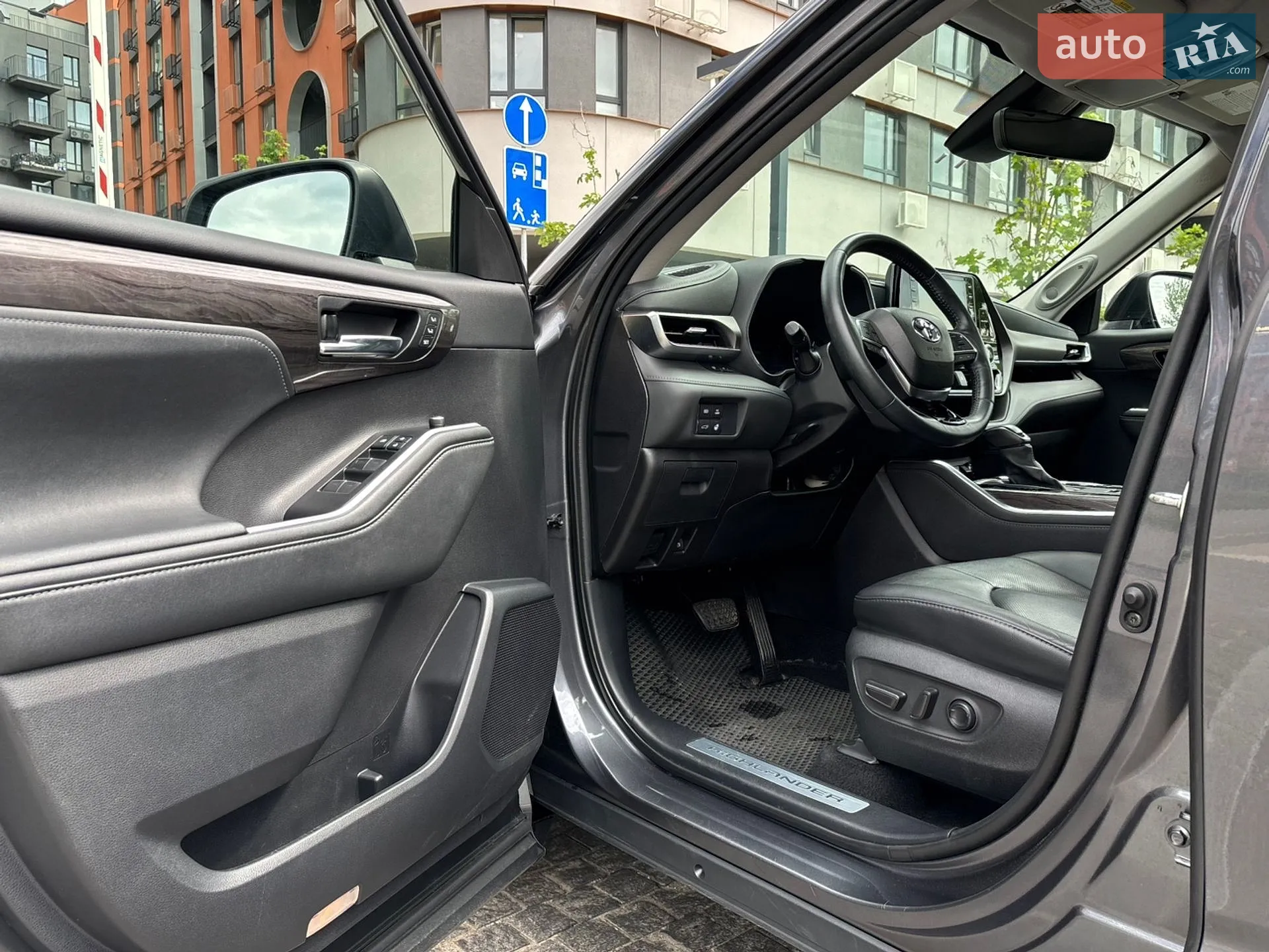 2020 Toyota Highlander - мініатюра 23