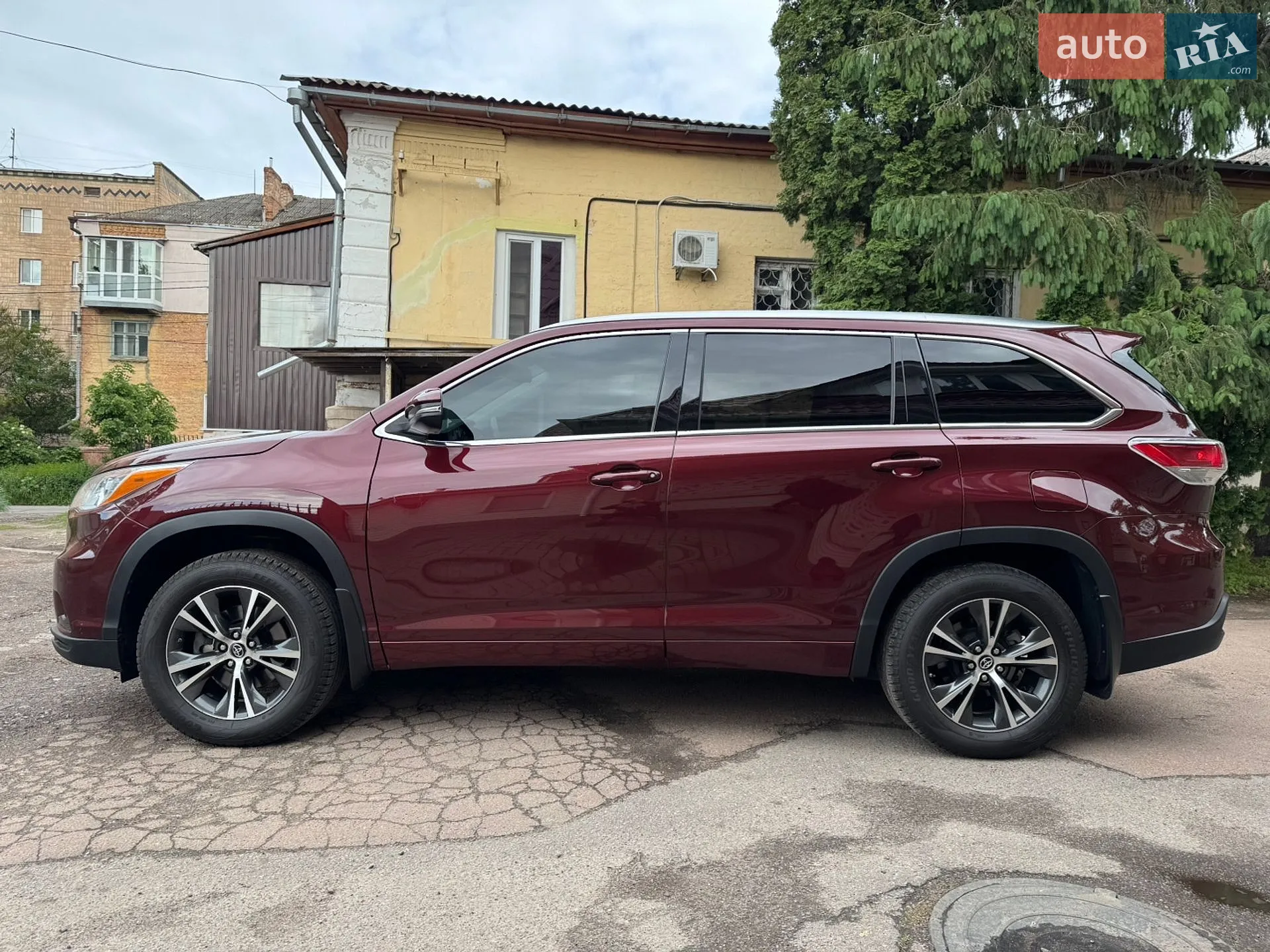 2016 Toyota Highlander - мініатюра 2