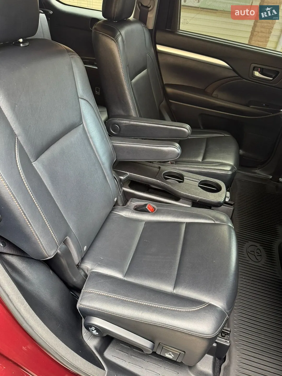 2016 Toyota Highlander - мініатюра 31