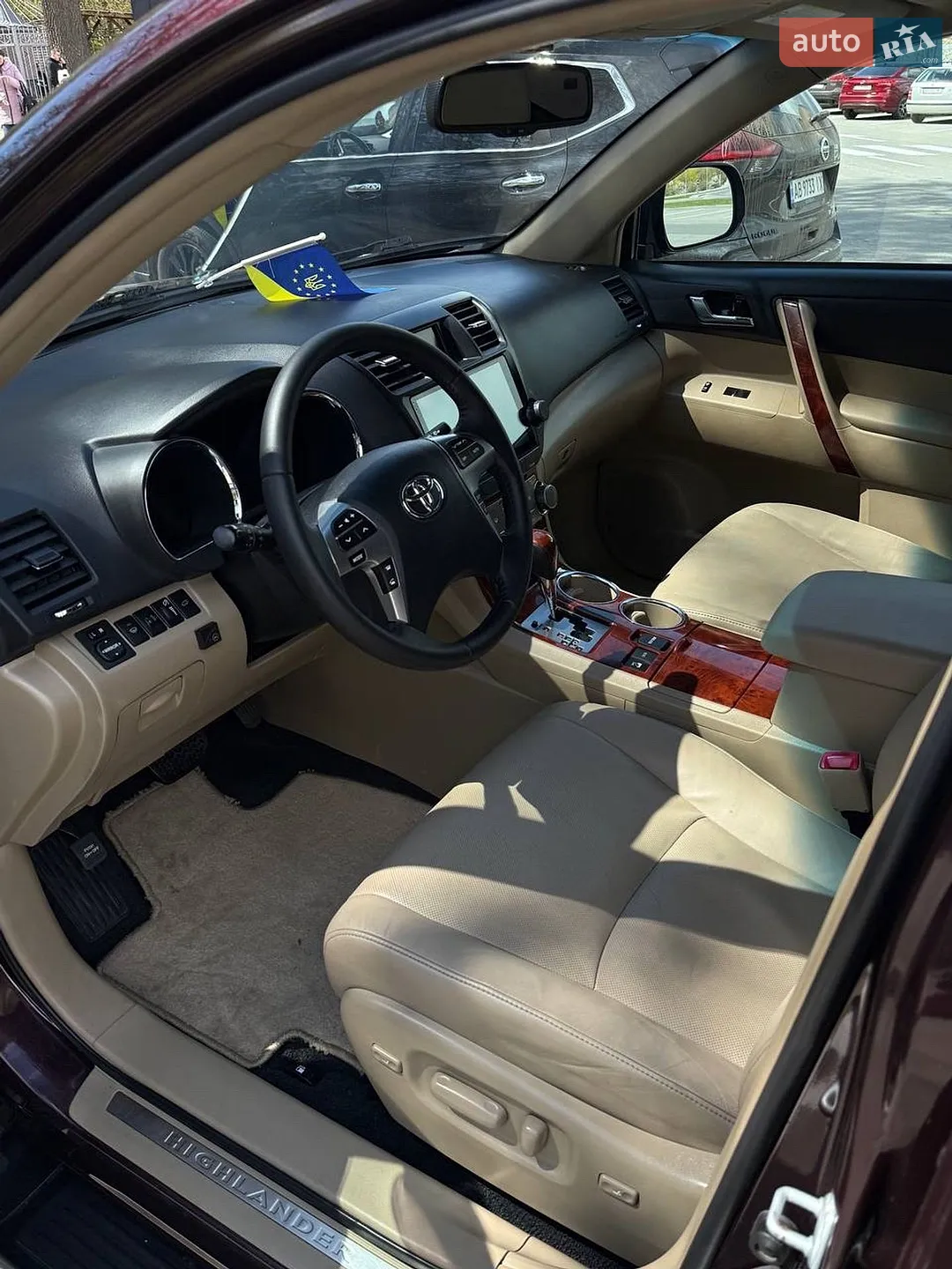 2011 Toyota Highlander - мініатюра 10