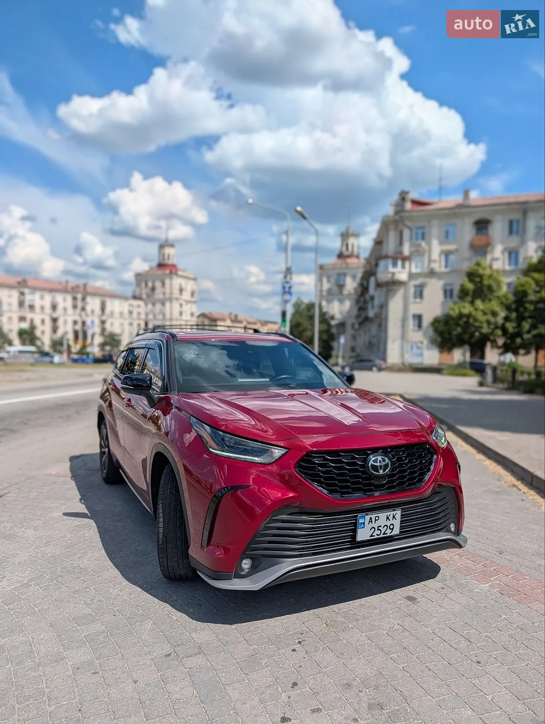 2021 Toyota Highlander - фото 1