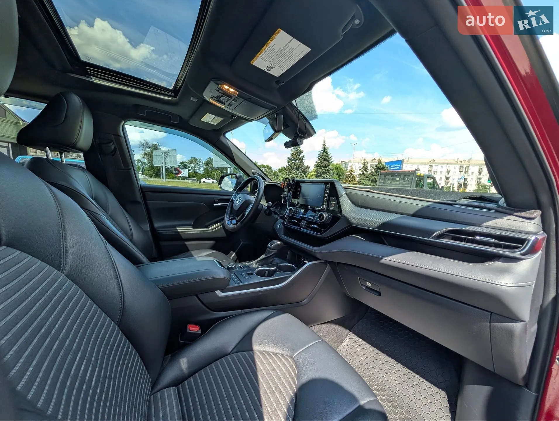 2021 Toyota Highlander - мініатюра 21