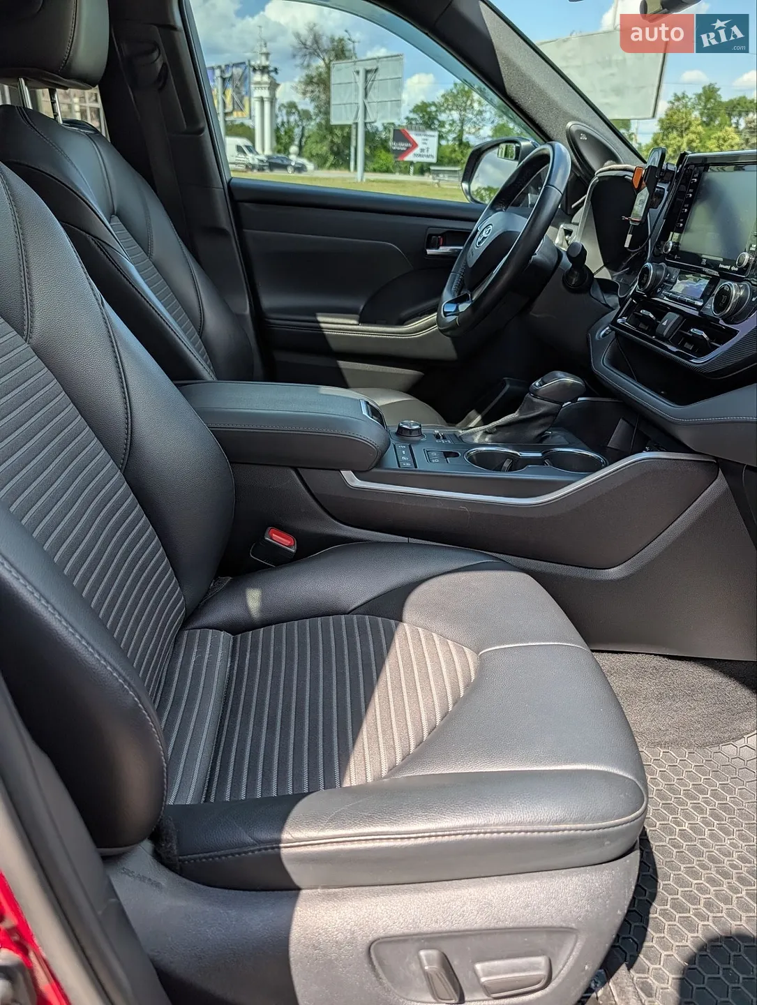 2021 Toyota Highlander - мініатюра 22