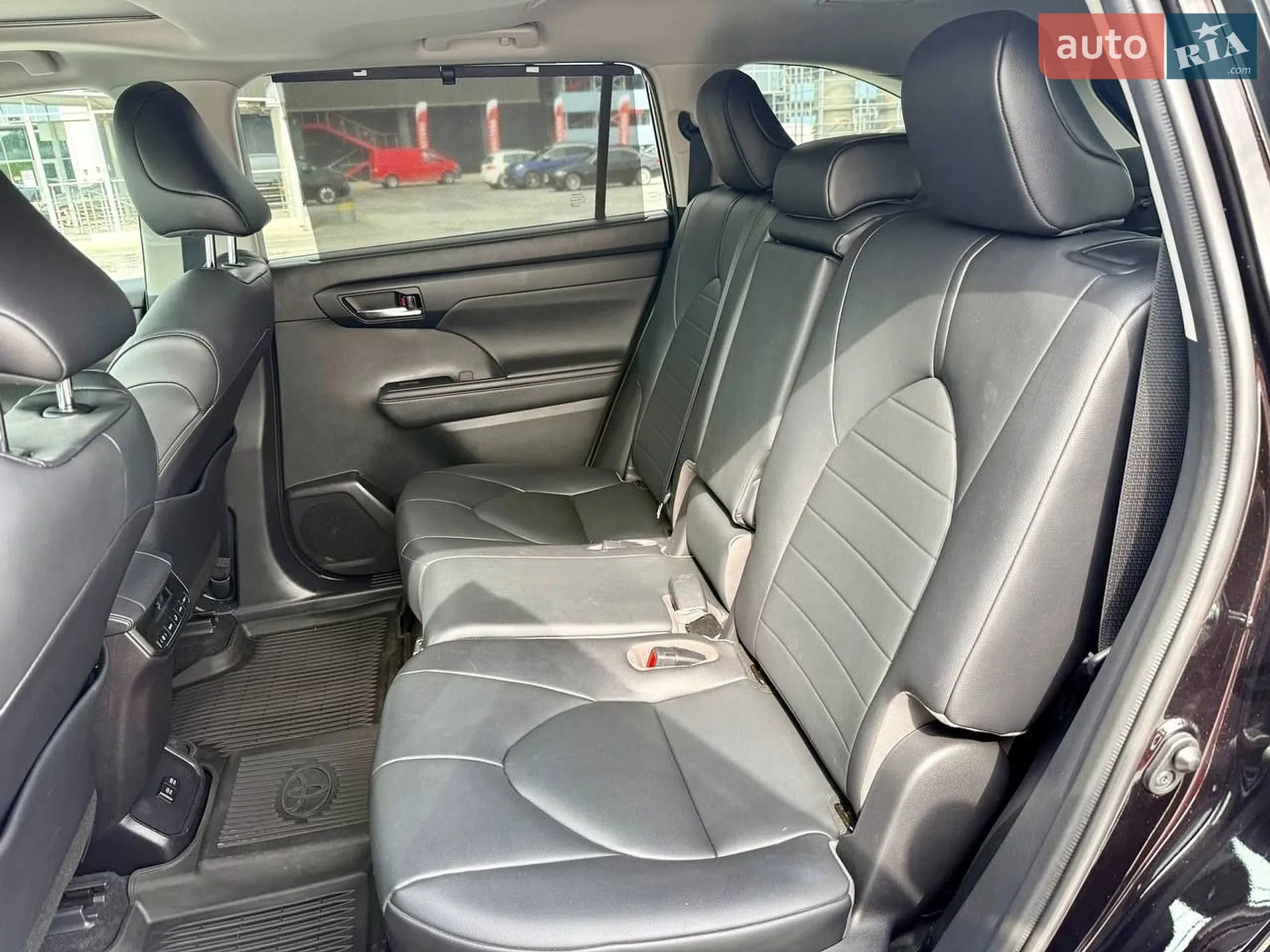 2020 Toyota Highlander - мініатюра 26