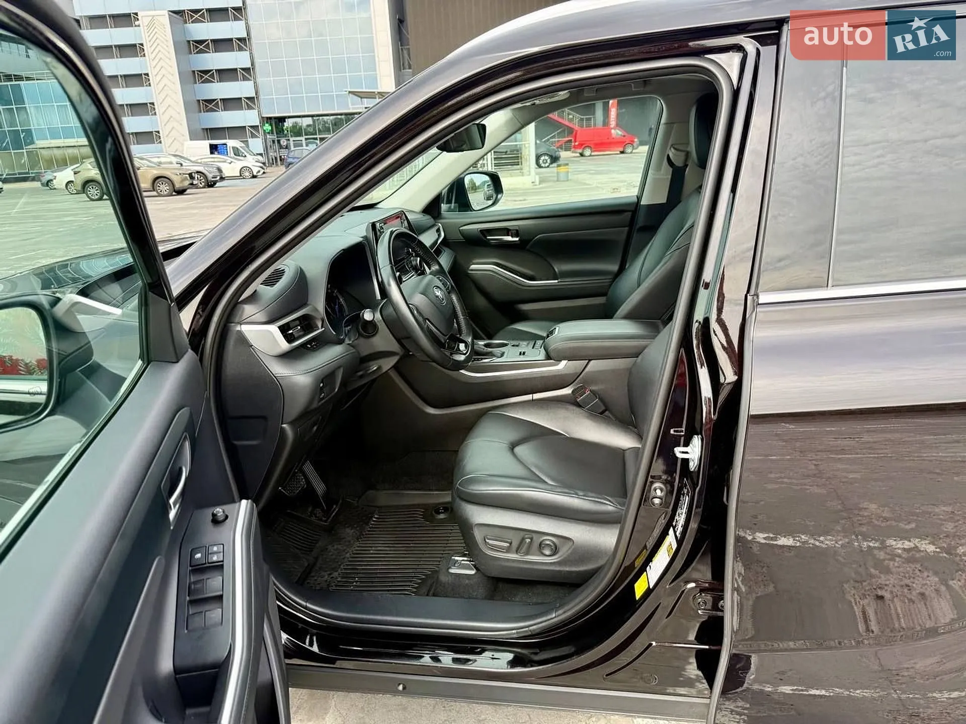 2020 Toyota Highlander - мініатюра 2