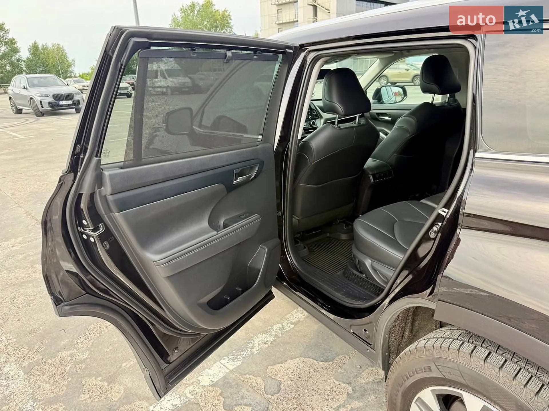 2020 Toyota Highlander - мініатюра 3