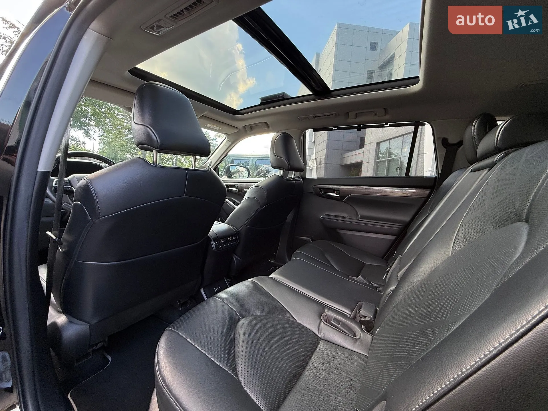 2022 Toyota Highlander - мініатюра 21