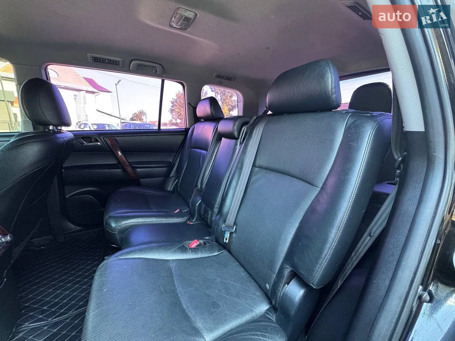 2010 Toyota Highlander - мініатюра 29