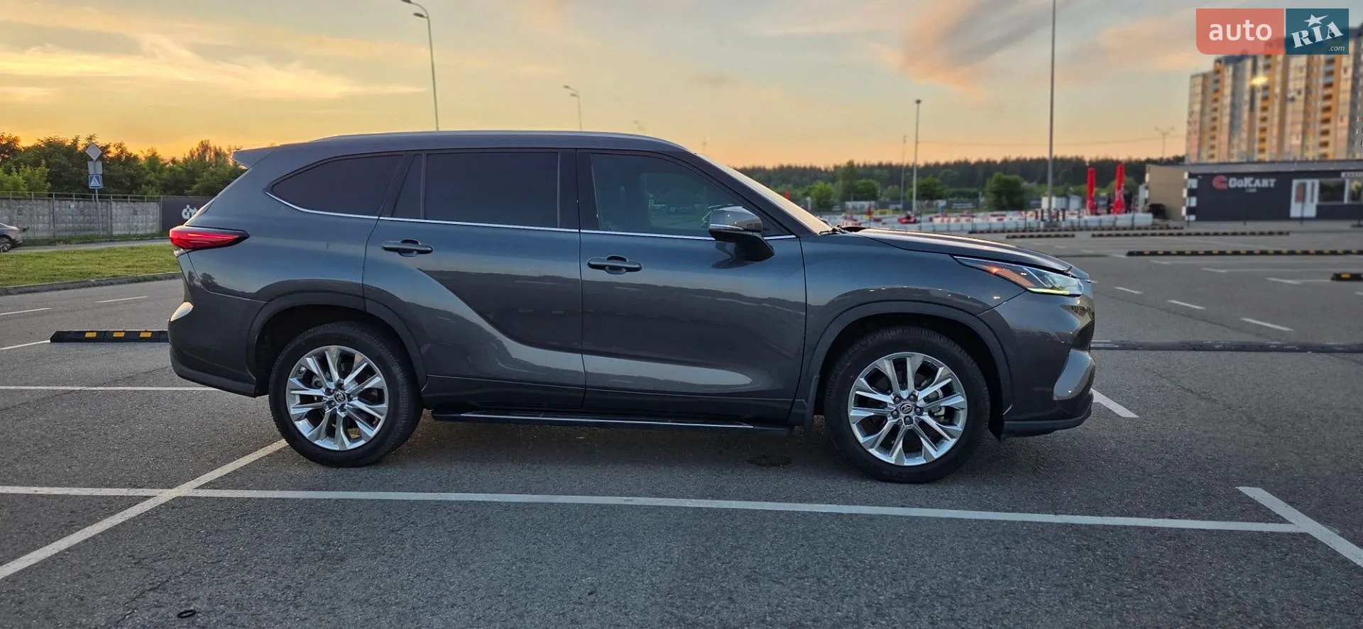 2020 Toyota Highlander - мініатюра 10