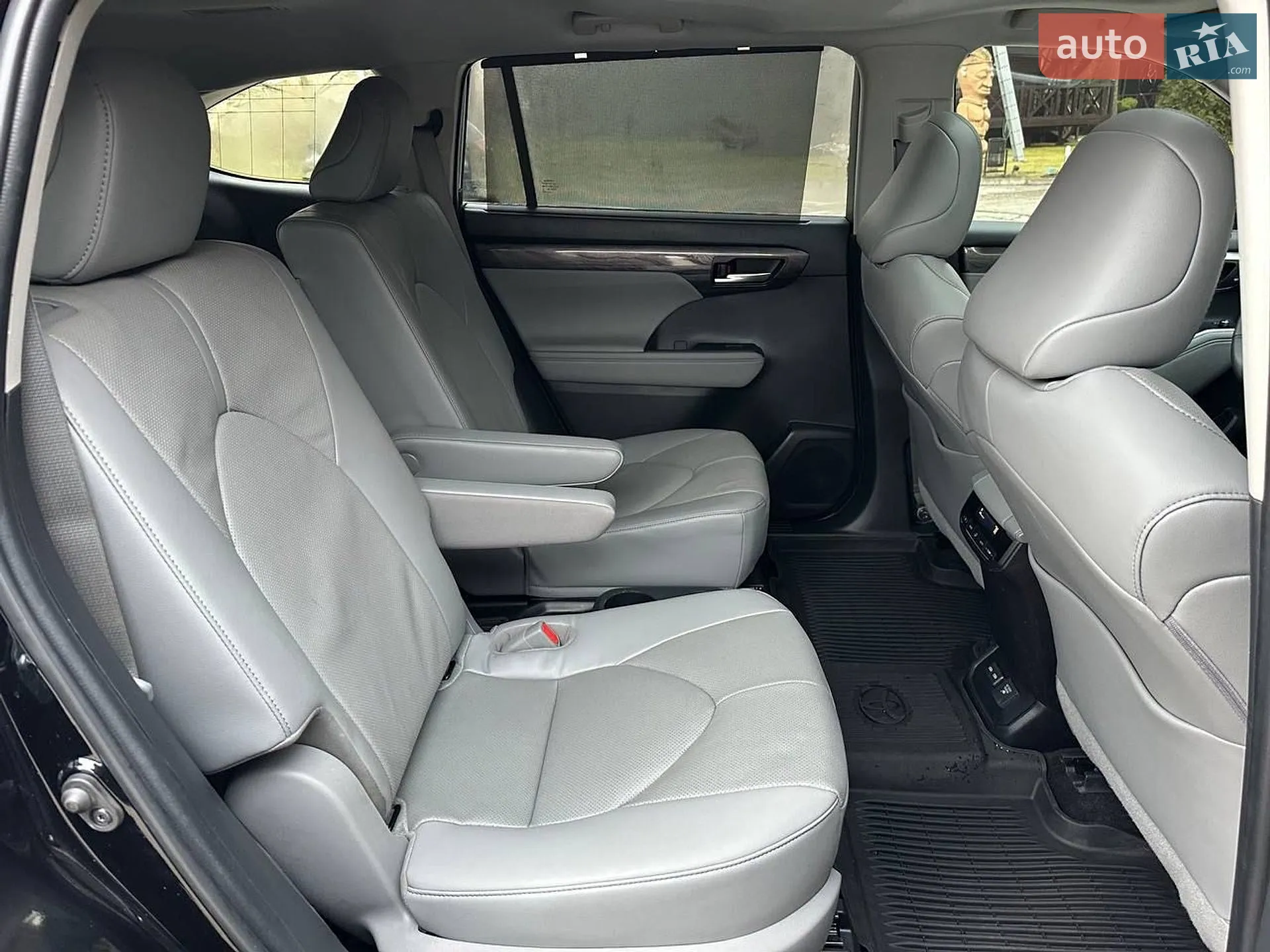 2023 Toyota Highlander - мініатюра 21