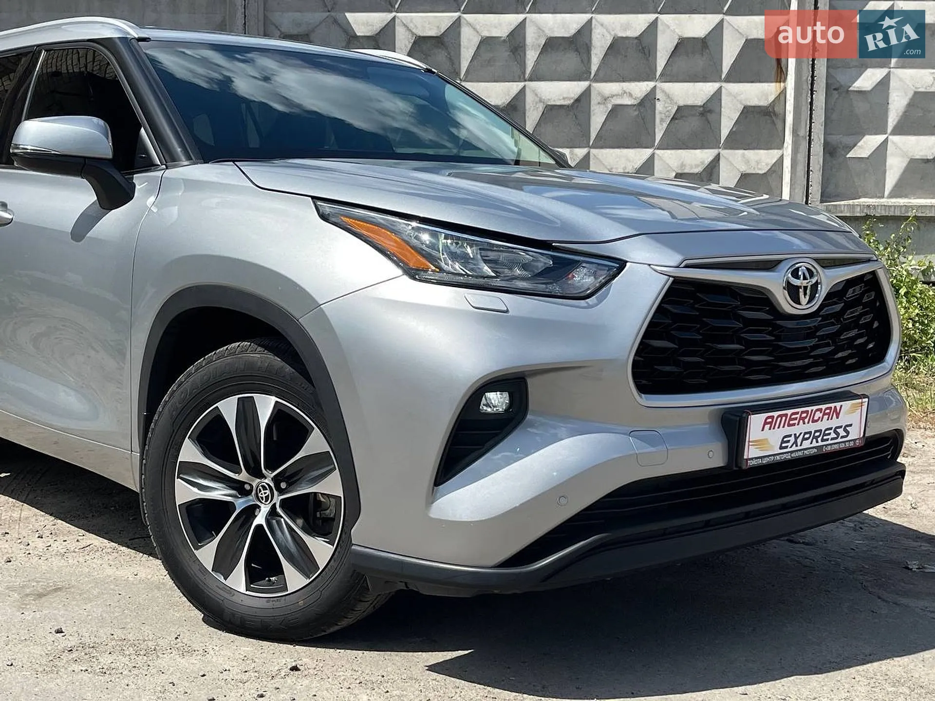 2020 Toyota Highlander - мініатюра 2