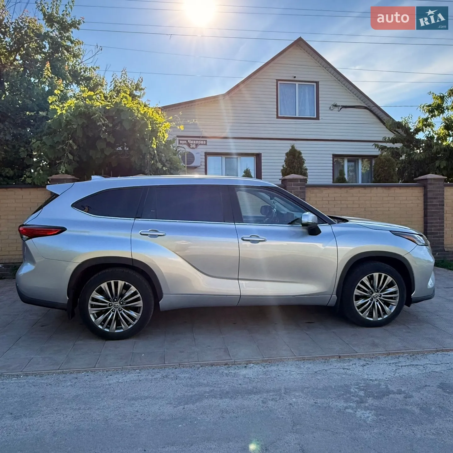 2021 Toyota Highlander - мініатюра 6