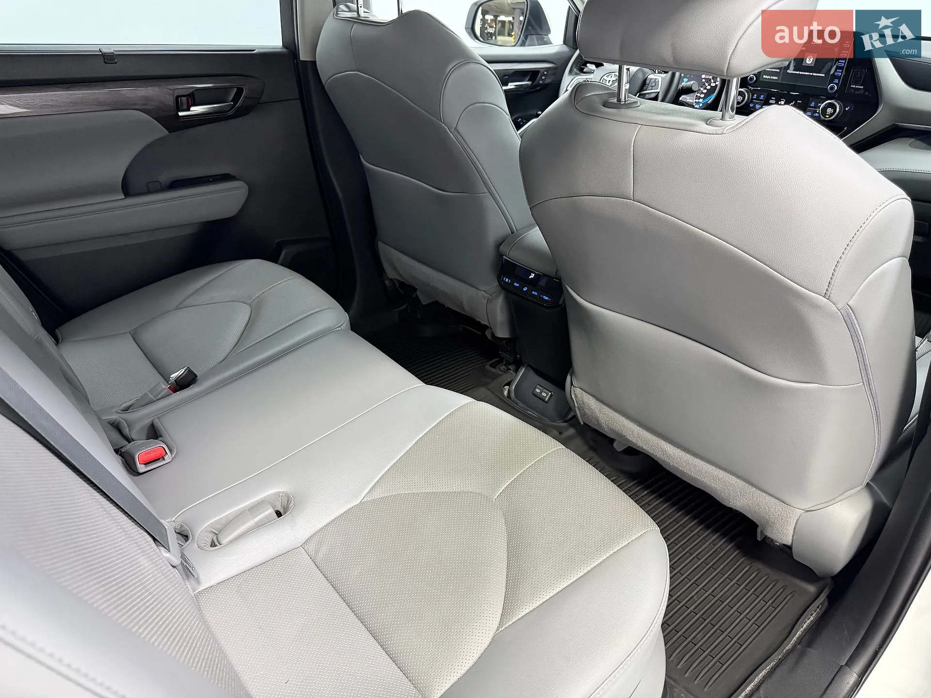 2022 Toyota Highlander - мініатюра 29