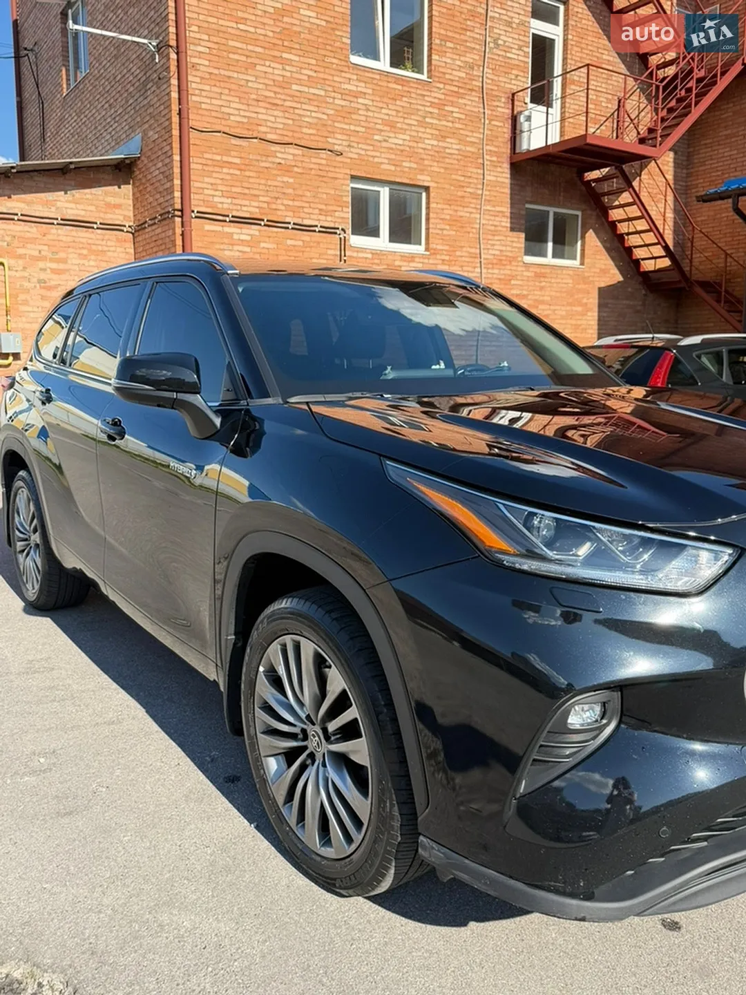 2021 Toyota Highlander - мініатюра 3