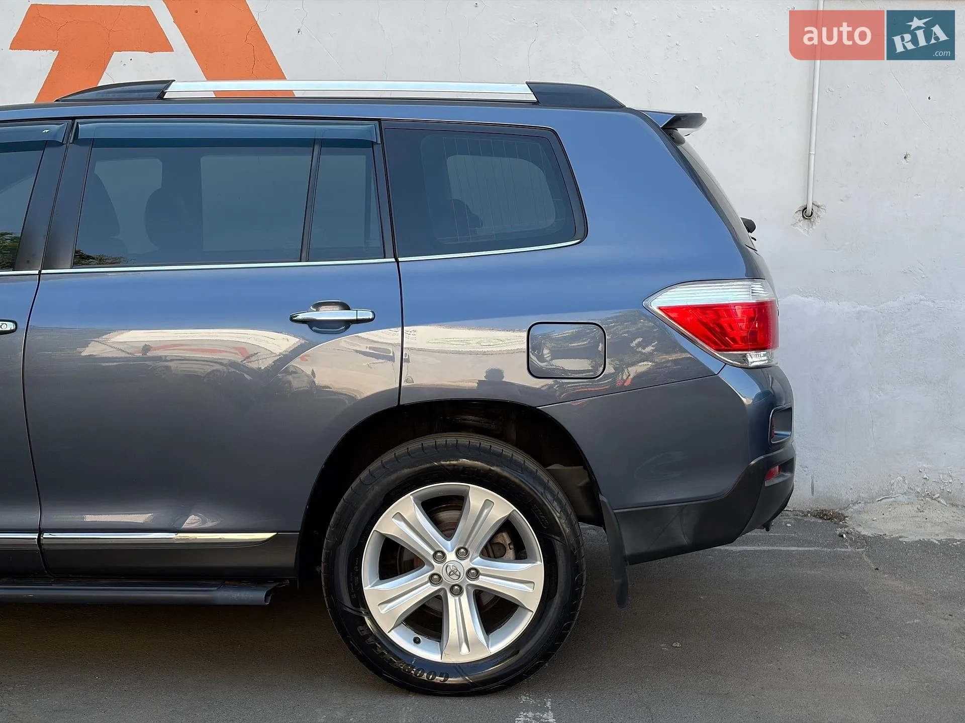 2012 Toyota Highlander - мініатюра 12