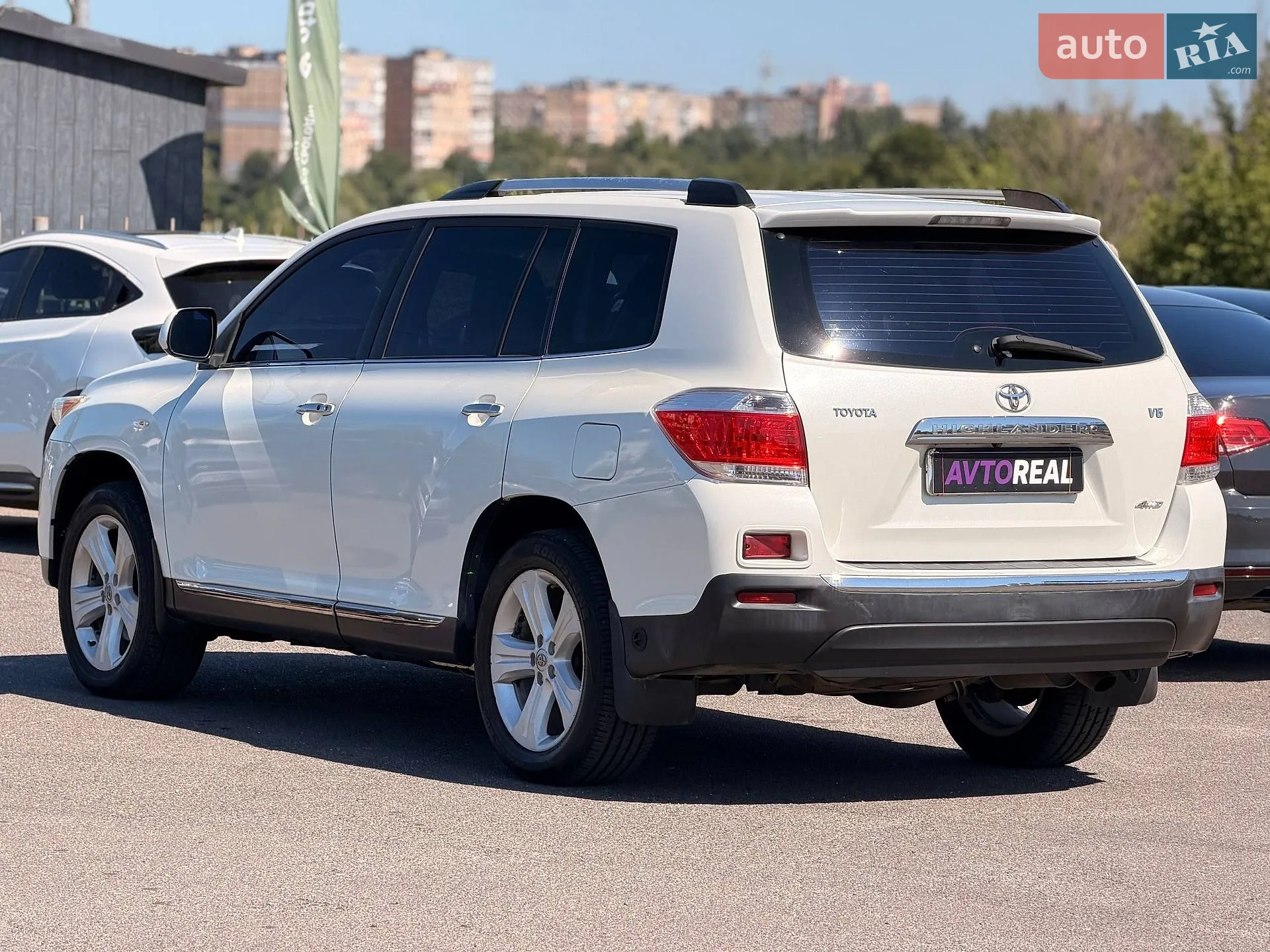 2013 Toyota Highlander - мініатюра 21