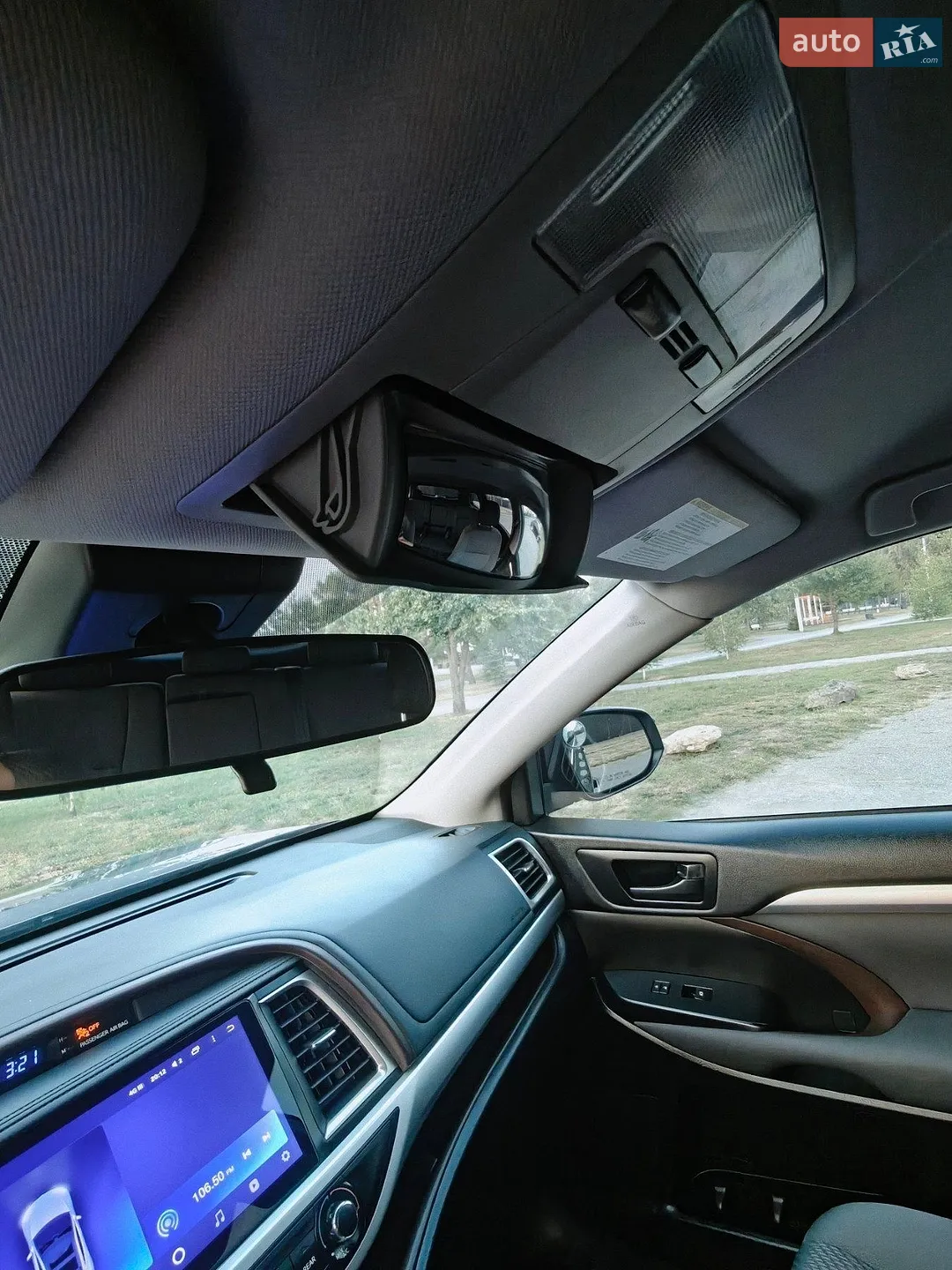 2017 Toyota Highlander - мініатюра 27