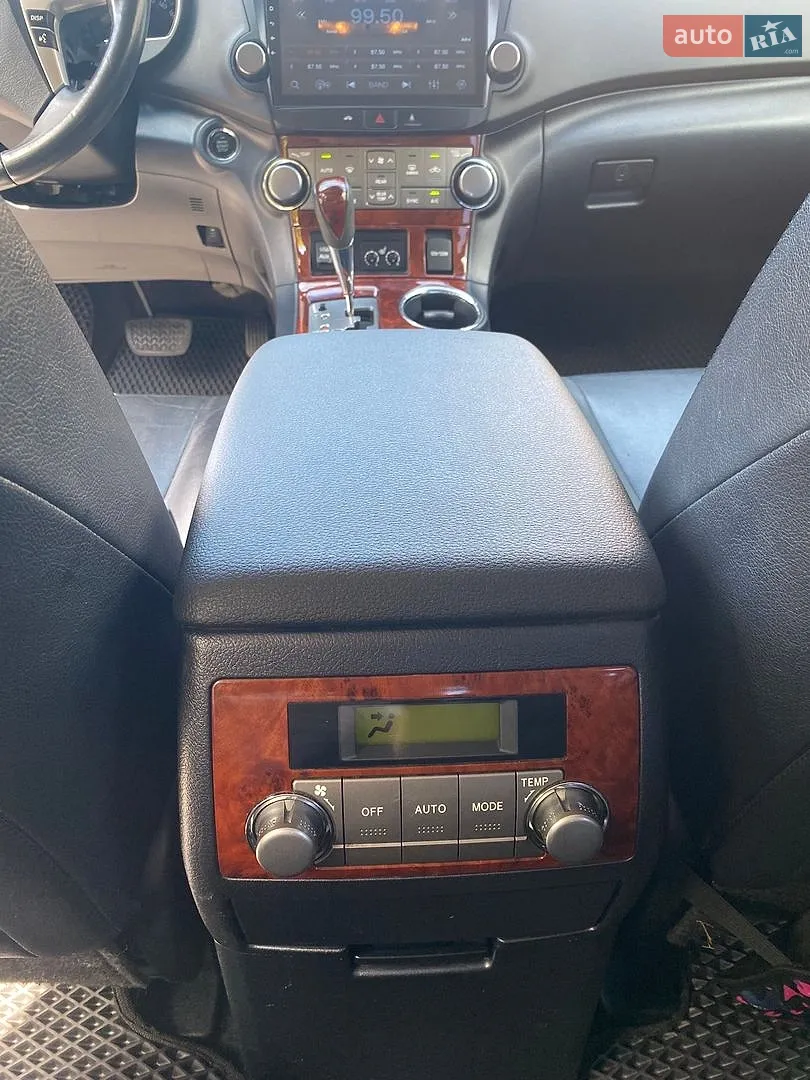 2011 Toyota Highlander - мініатюра 21