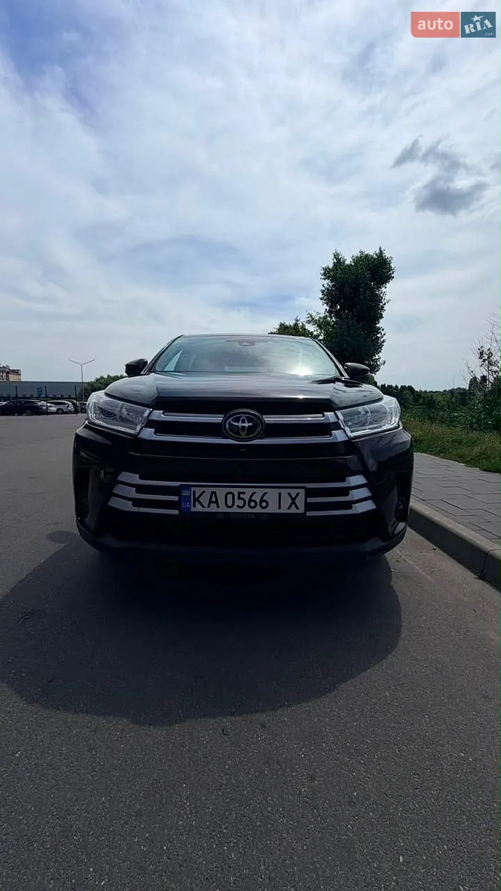 2017 Toyota Highlander - мініатюра 2