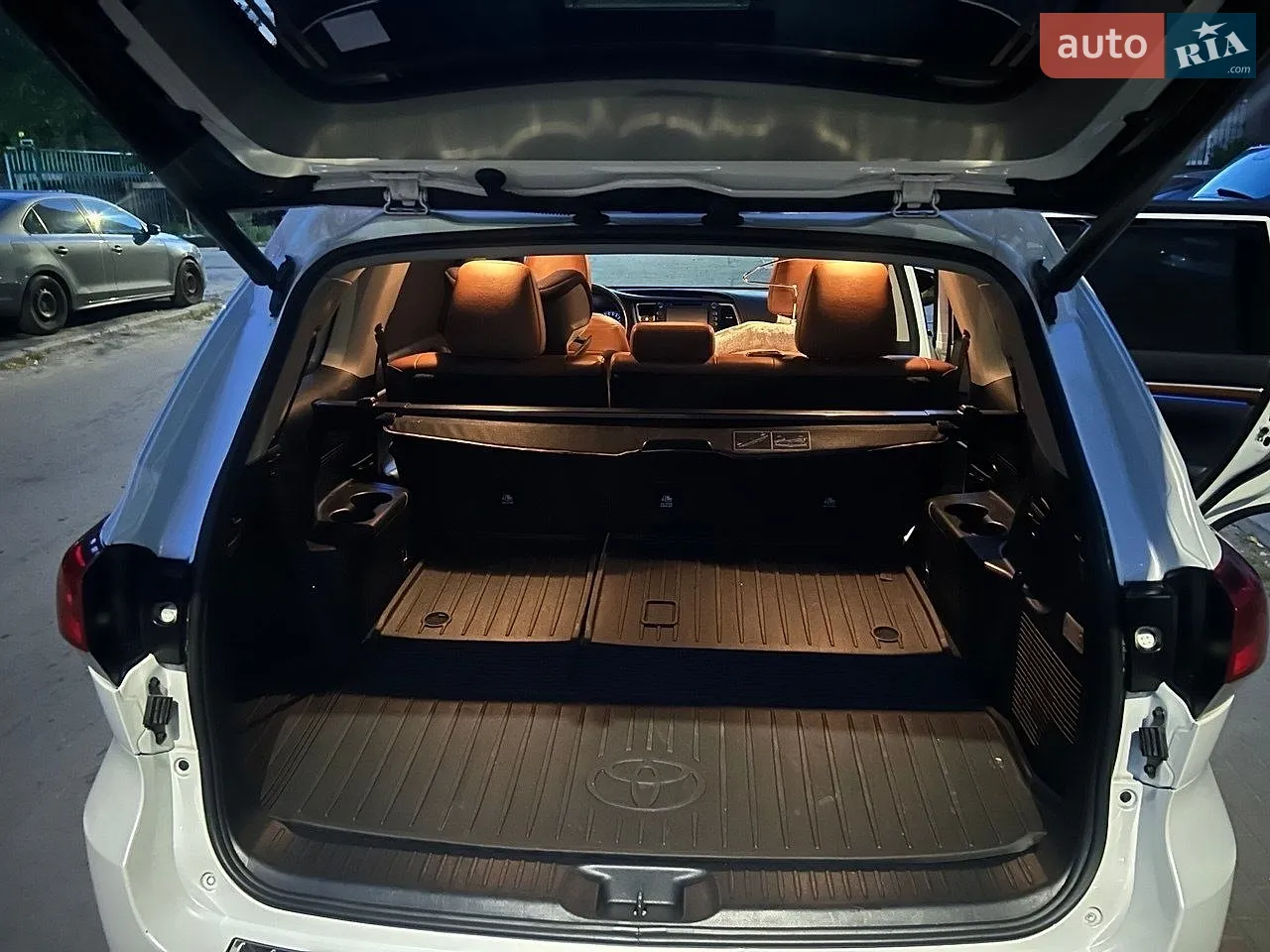 2019 Toyota Highlander - мініатюра 5