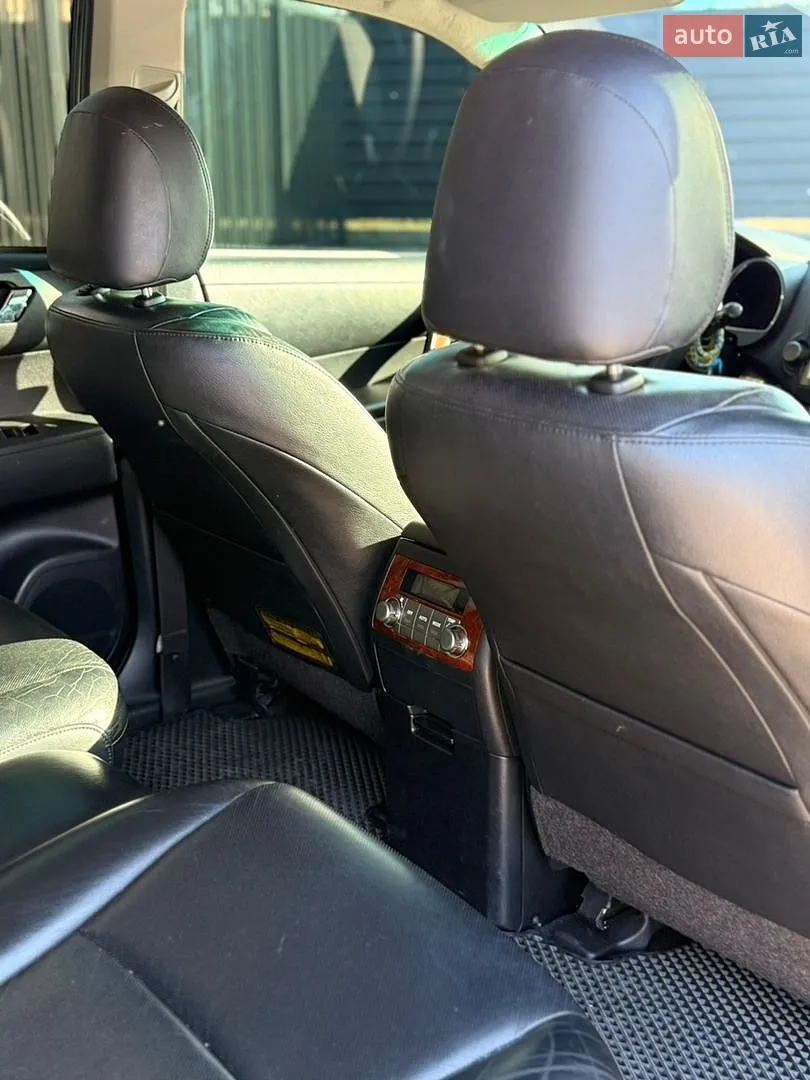 2010 Toyota Highlander - мініатюра 10