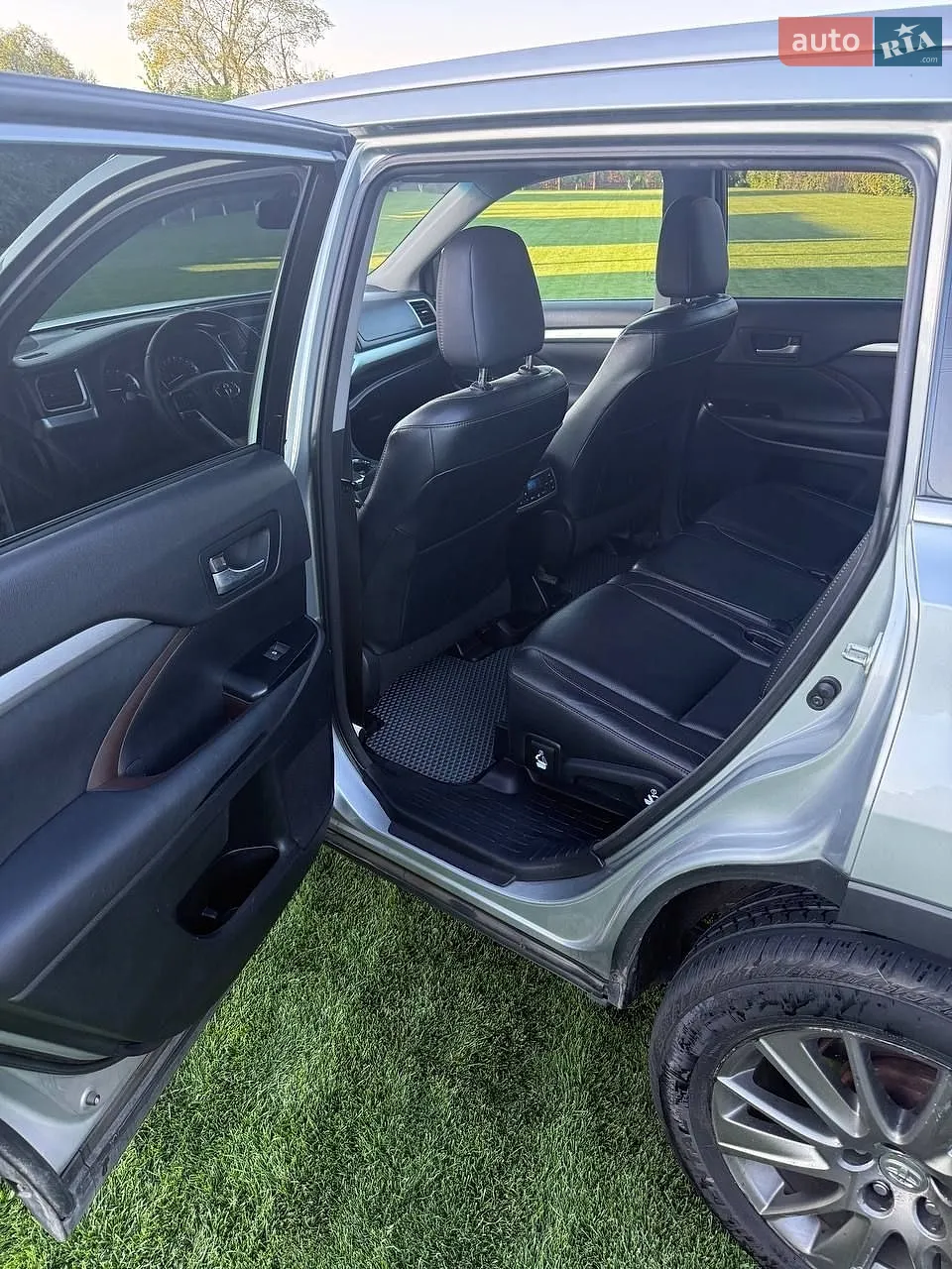 2014 Toyota Highlander - мініатюра 18