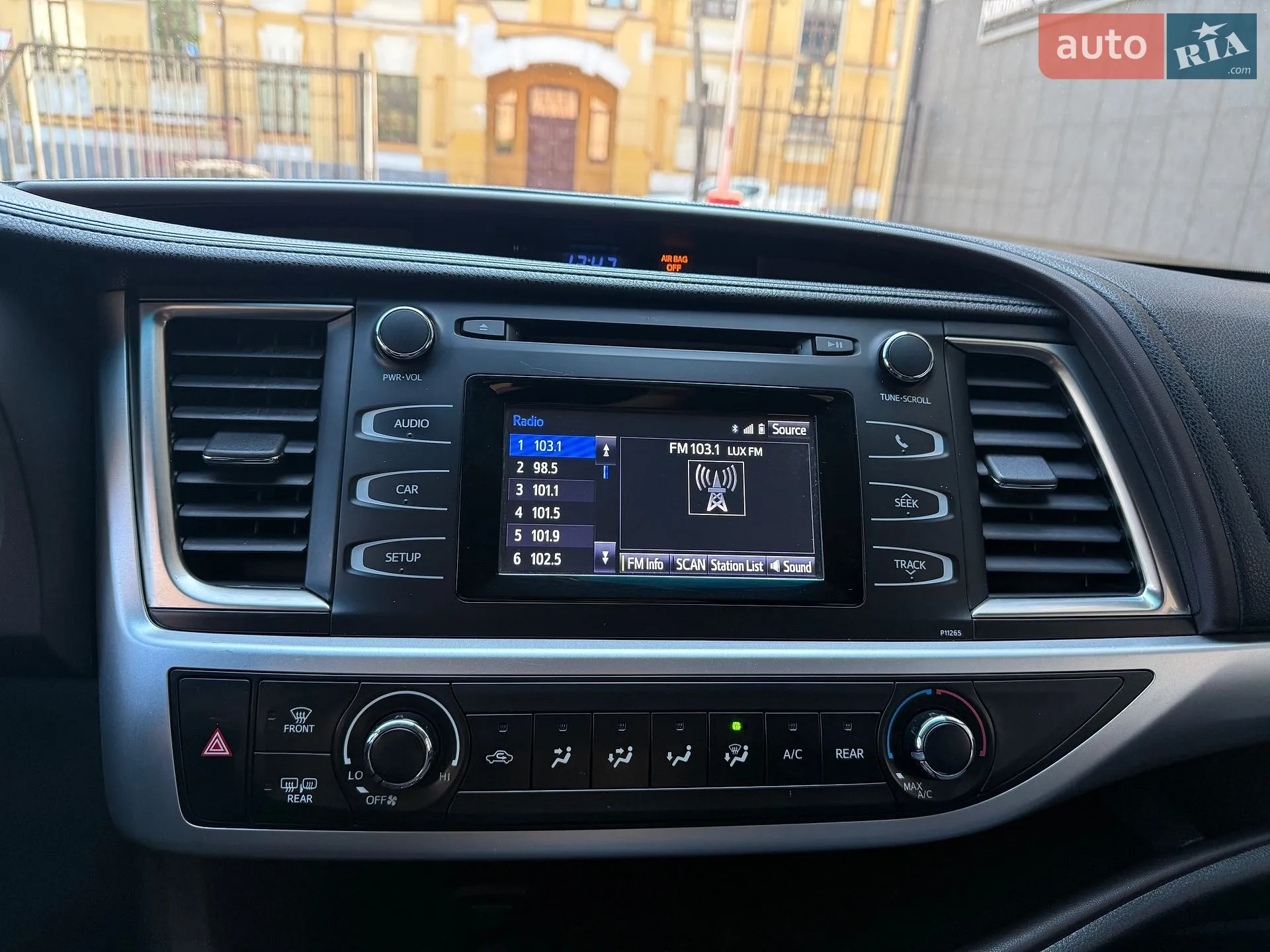 2016 Toyota Highlander - мініатюра 13