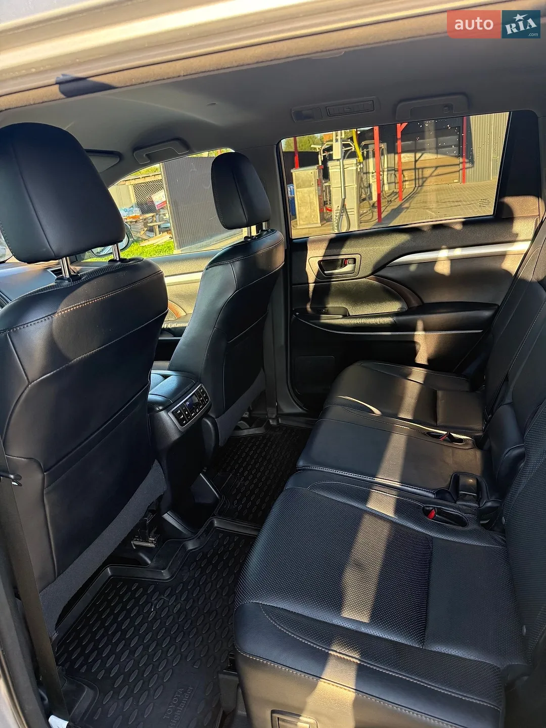 2014 Toyota Highlander - мініатюра 13