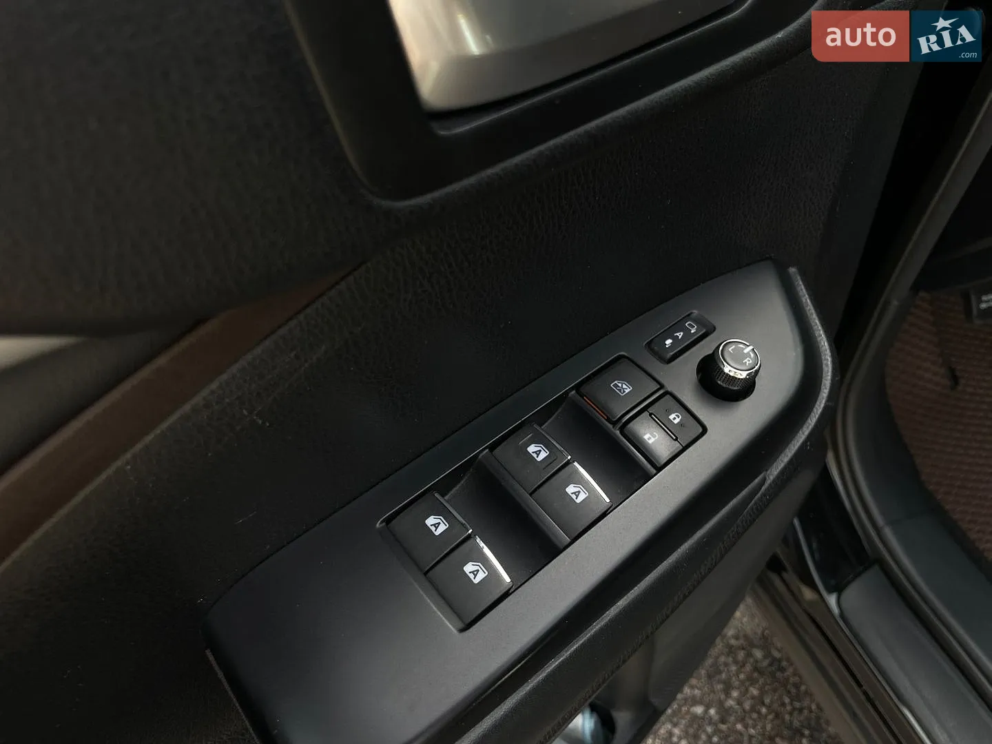 2014 Toyota Highlander - мініатюра 26