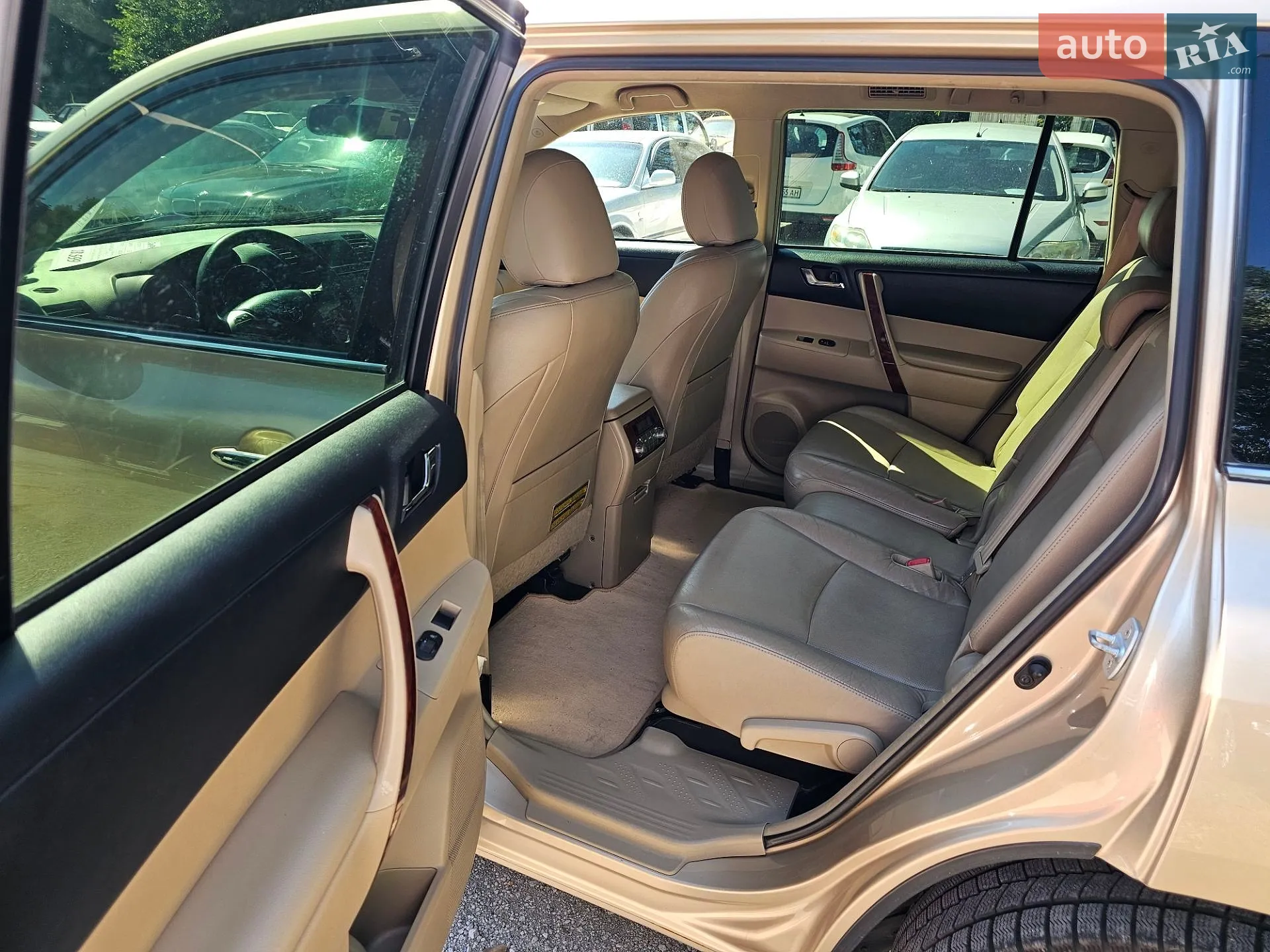 2011 Toyota Highlander - мініатюра 10