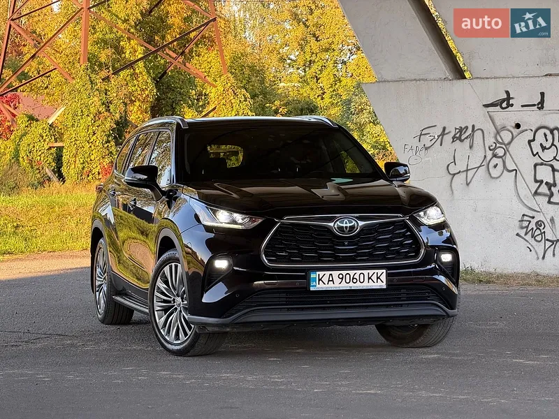 Toyota Highlander 2021