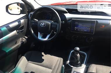 Пікап Toyota Hilux 2015 в Дніпрі