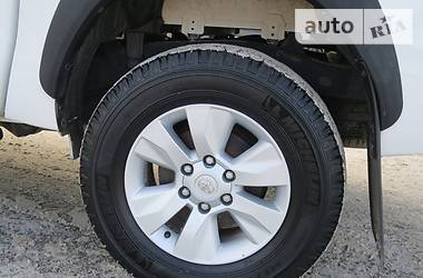 Пикап Toyota Hilux 2015 в 