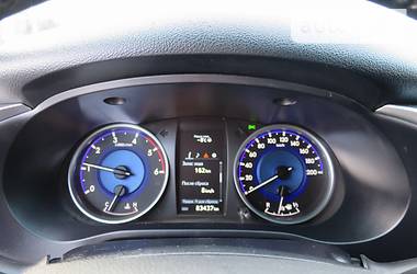 Пикап Toyota Hilux 2015 в 