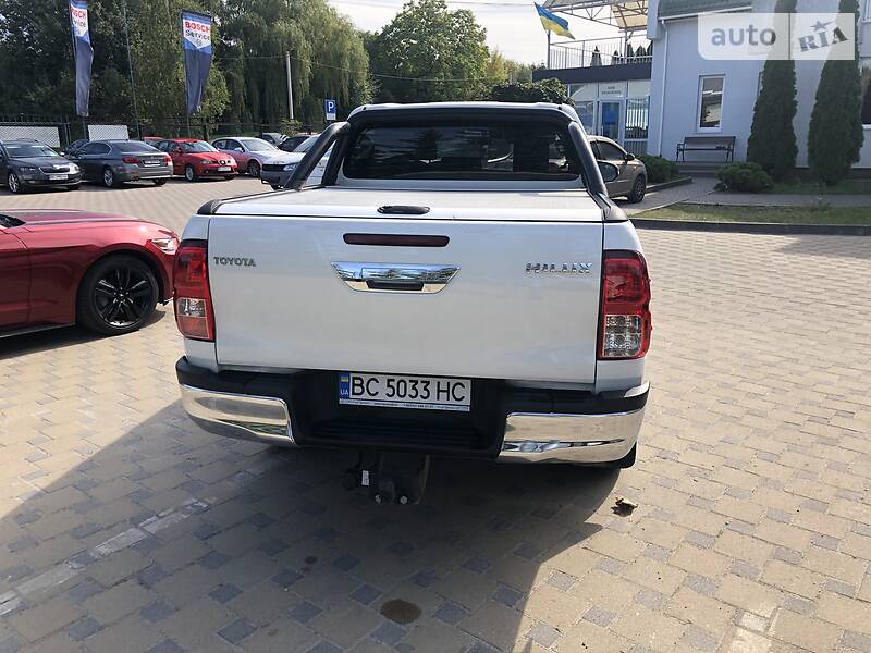 Пікап Toyota Hilux 2017 в Львові