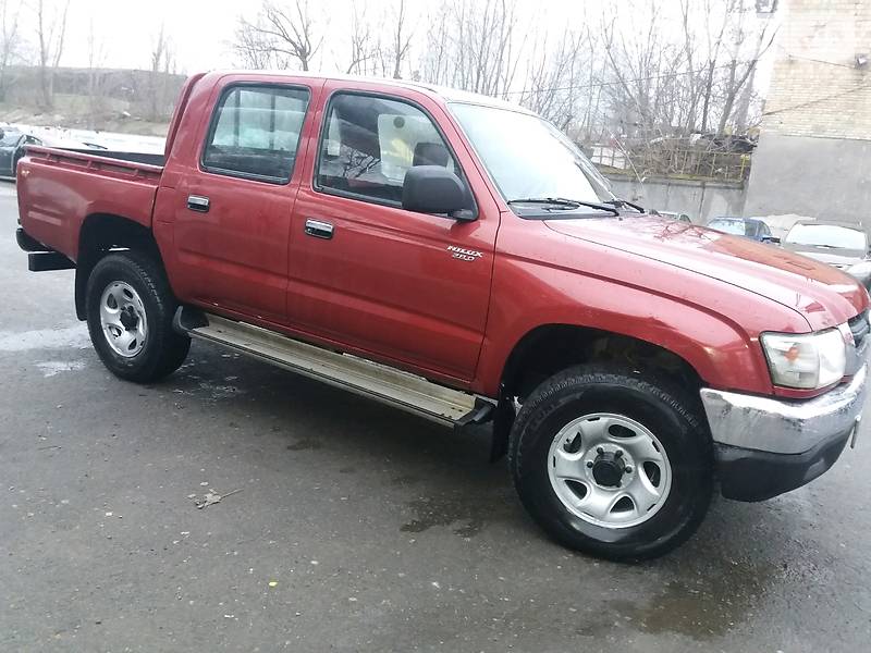 Пікап Toyota Hilux 2005 в Києві