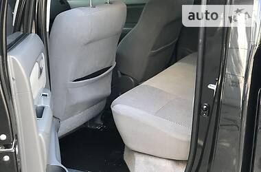 Позашляховик / Кросовер Toyota Hilux 2014 в 