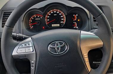Пикап Toyota Hilux 2015 в 