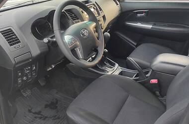Пикап Toyota Hilux 2015 в 