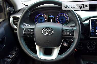 Пікап Toyota Hilux 2017 в 