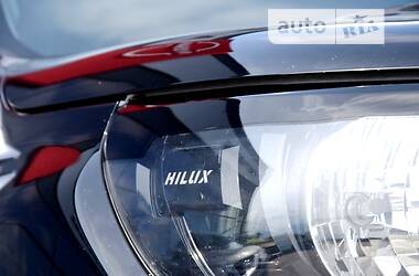 Пікап Toyota Hilux 2017 в 