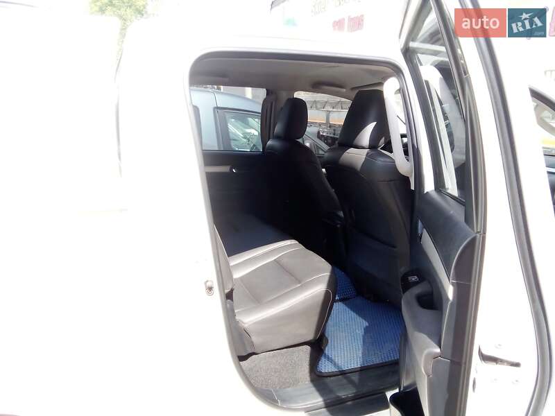 Пікап Toyota Hilux 2017 в Хмільнику